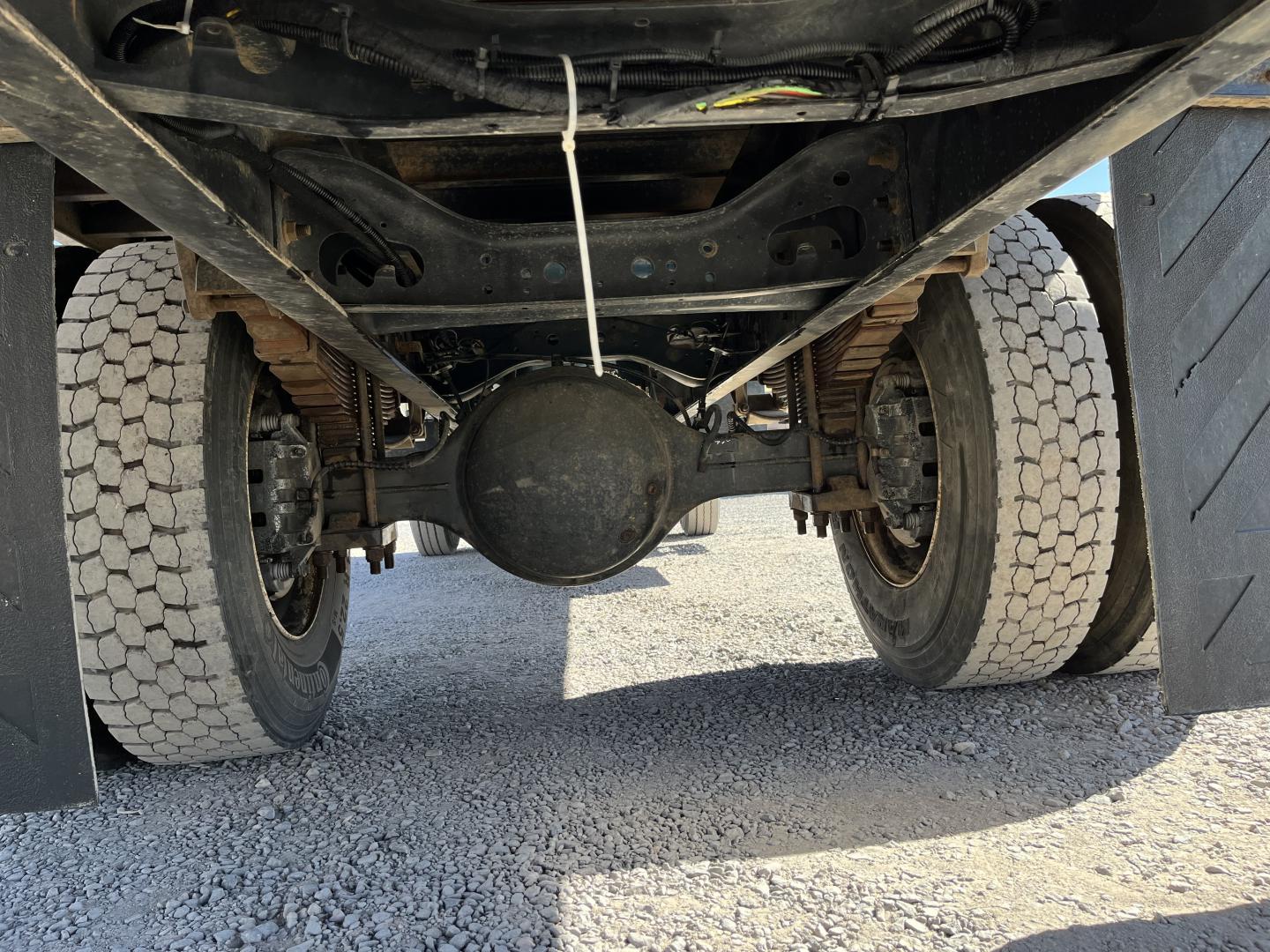 ./imagenes/INVOICE/2019/18000/CAMION PLATAFORMA INTERNATIONAL 4300 (13).JPG